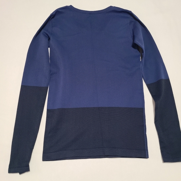 Athleta Women's Flurry Colorblock Base Layer Top sz S - Picture 6 of 6